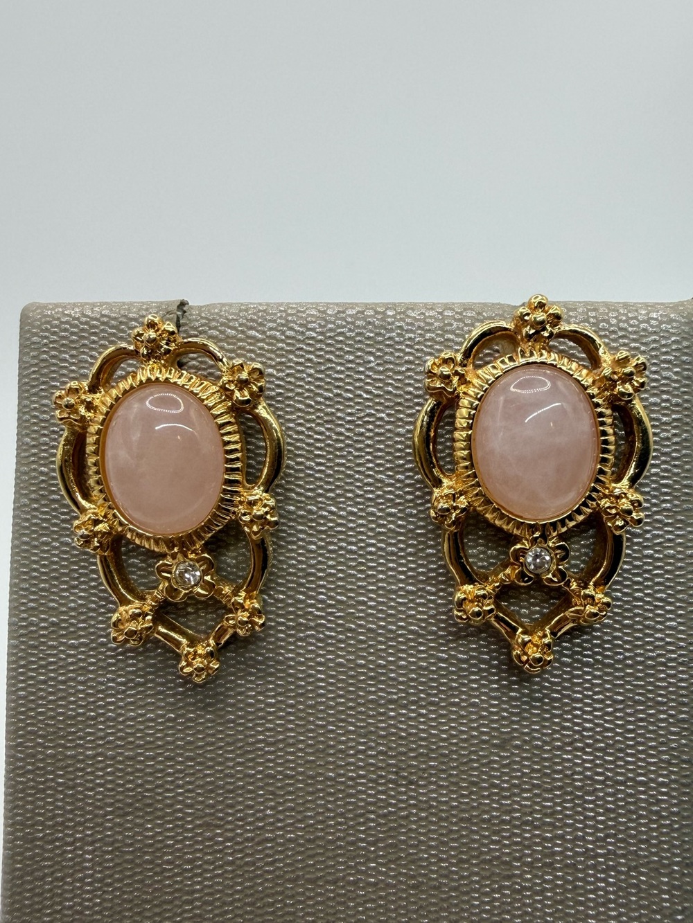 Vintage Avon Pink Cabochon Rhinestone Gold Tone Pierced Earrings